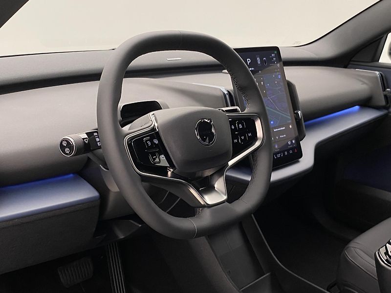 Volvo EX30 (2025) PURE ELECTRIC SINGLE PLUS - fotka 4 z 75