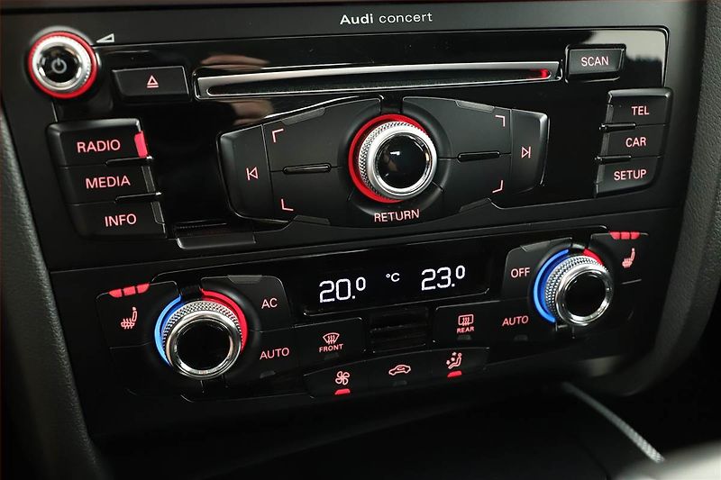 Audi A4 Allroad (2013) 2.0 TDI, 4X4, Automat - fotka 10 z 17