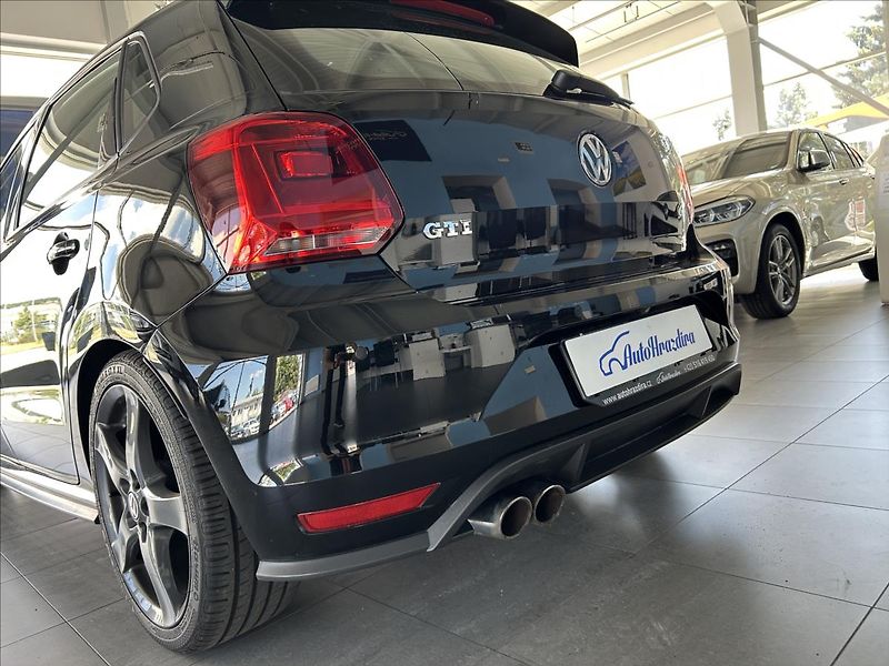 Volkswagen Polo 1,8   GTI,TSI 141kW,SERVISKA - fotka 25 z 26