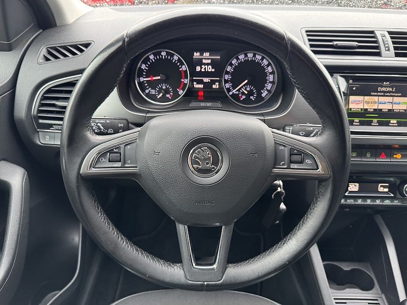 Škoda Fabia (2016) 1.2TSi JOY Navi Digi Klima - fotka 7 z 50