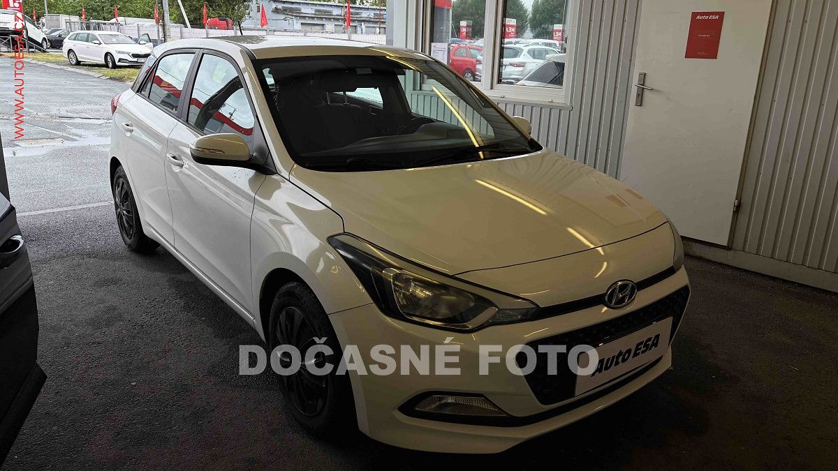Hyundai i20 1.3i, ČR, AC