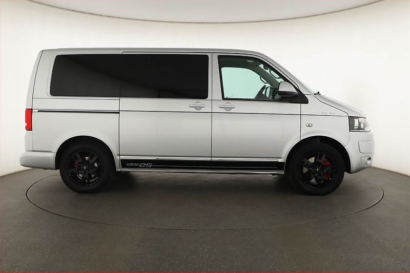 Volkswagen Multivan (2014) Highline 2.0 TDI - fotka 6 z 18