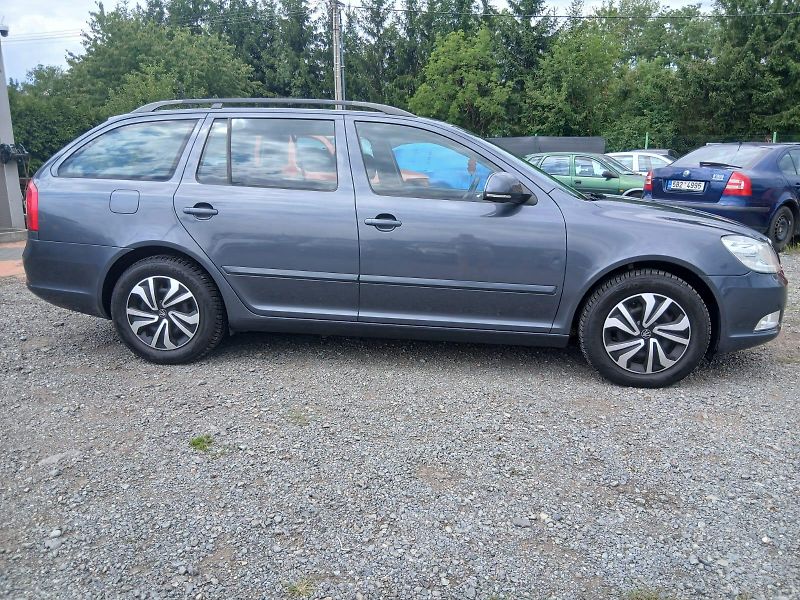 Škoda Octavia 1.6 TDI, BEZ KOROZE! - fotka 9 z 43