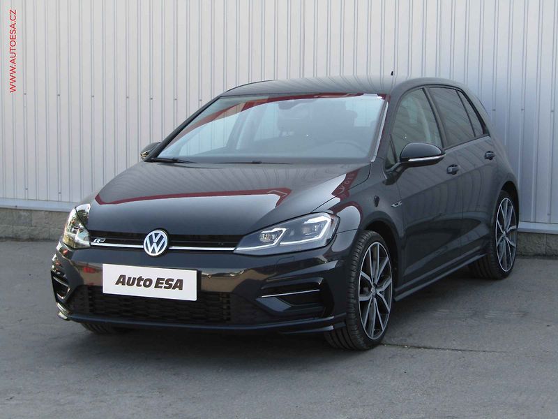 Volkswagen Golf (2017) 1.5 TSi, DSG - fotka 3 z 21