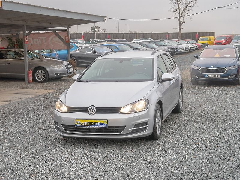 Volkswagen Golf (2014) 12/14 1.6TDI 77KW – NAVIGACE - fotka 1 z 61