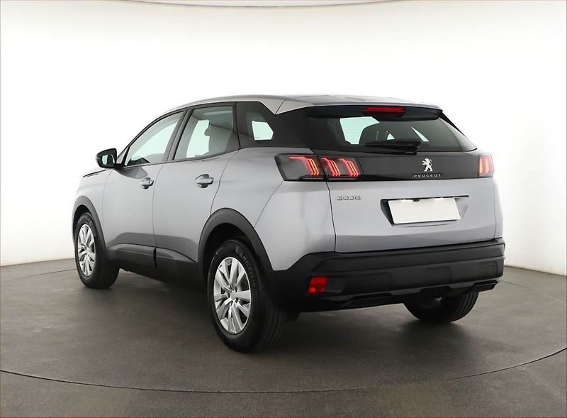 Peugeot 3008 (2023) Active Pack 1.2 PureTech - fotka 4 z 20