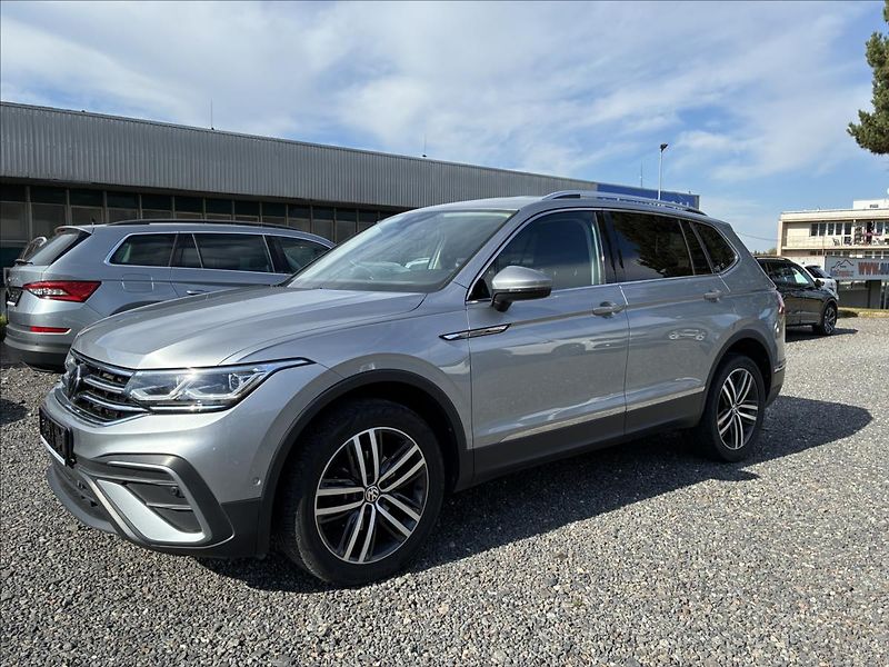 Volkswagen Tiguan Allspace 2,0 TDI IQ LIGHT TAŽNÉ KAMERA - fotka 4 z 28