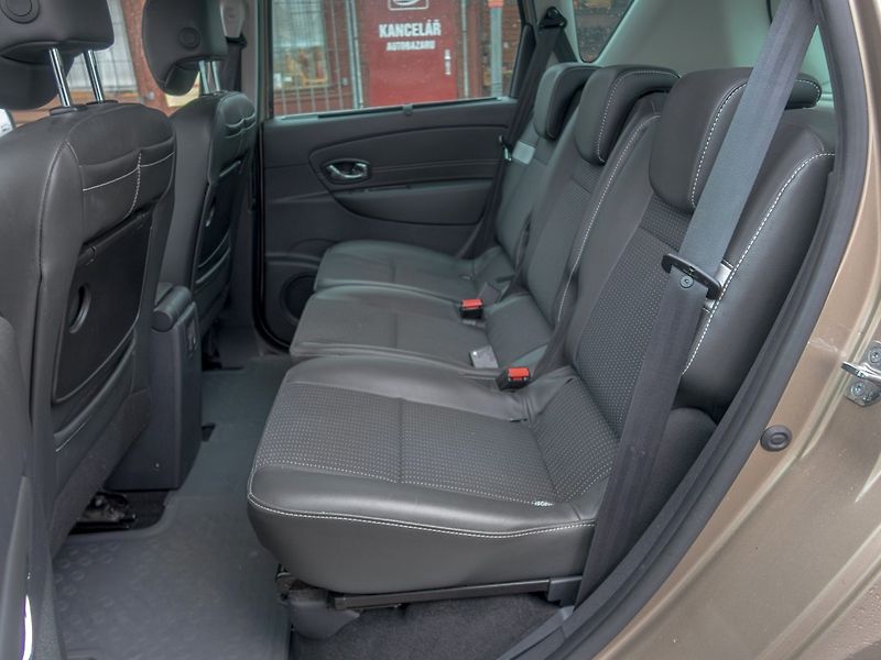 Renault Scénic (2014) 1.5DCI 81KW – NAVIGACE - fotka 40 z 51