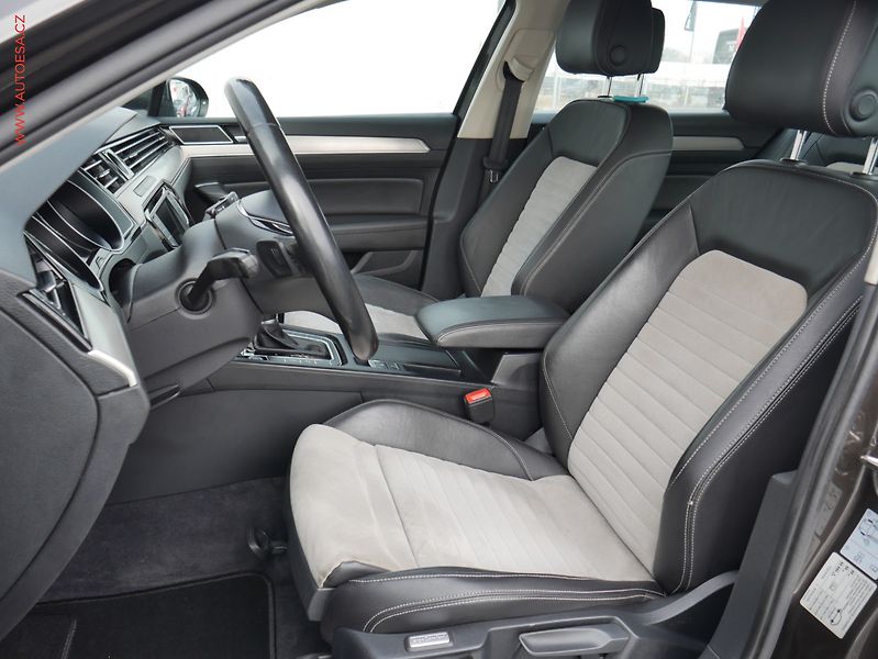 Volkswagen Passat (2016) 2.0 TDi 4x4, ČR, Highline - fotka 9 z 24