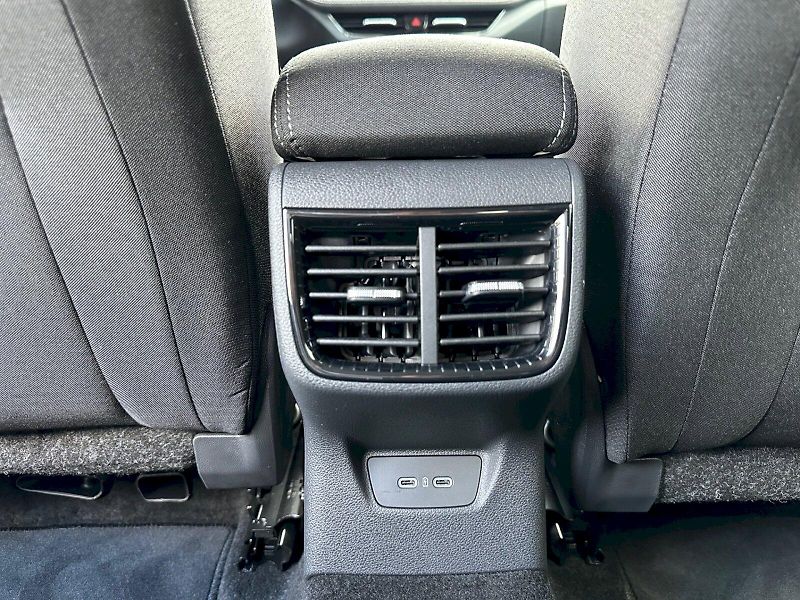 Škoda Fabia (2026) 1,0 TSI / 70 KW / Top Selectio - fotka 23 z 30