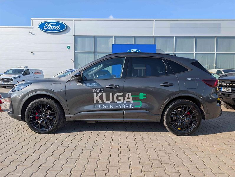 Ford Kuga ST-Line X, 5dveřová, 2.5 Durat - fotka 2 z 23