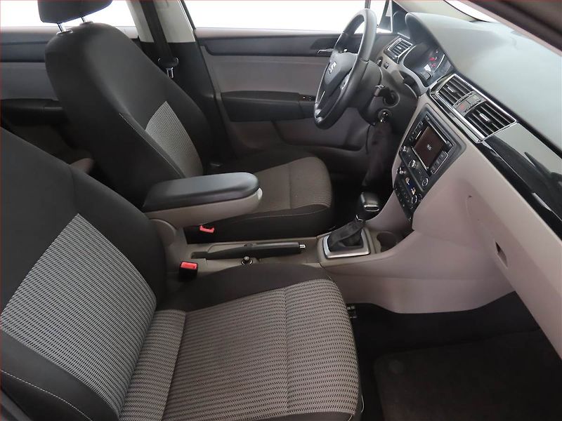Seat Toledo (2014) 1.4 TSI, Automat, Tempomat - fotka 9 z 14