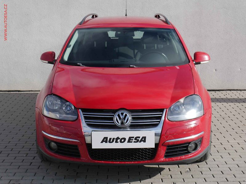 Volkswagen Golf (2009) 1.9 TDi, ČR, Trendline, TZ - fotka 2 z 17