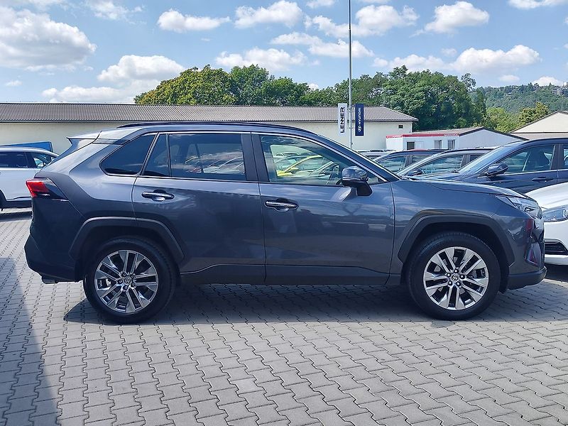 Toyota RAV4 2.5 HEV/163kW Executive 4WD - fotka 4 z 32