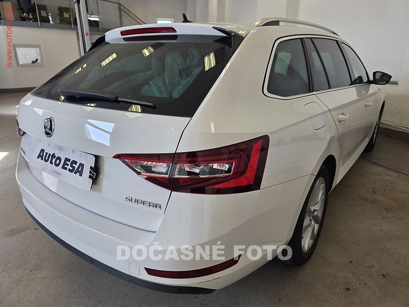 Škoda Superb (2018) 2.0tdi, ČR, AT, STK4/28 - fotka 2 z 3