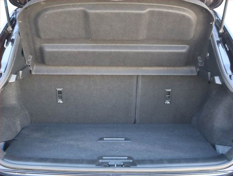 Nissan Qashqai (2016) 1.6 dCi, Kůže, Navi, Tempomat - fotka 13 z 17