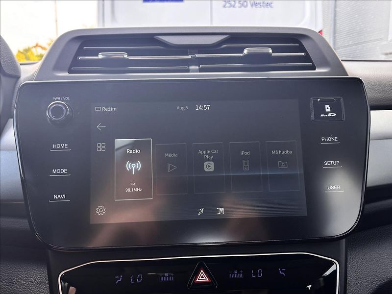 KGM Tivoli 1,5 GDI 120kW 6AT Style - fotka 25 z 28