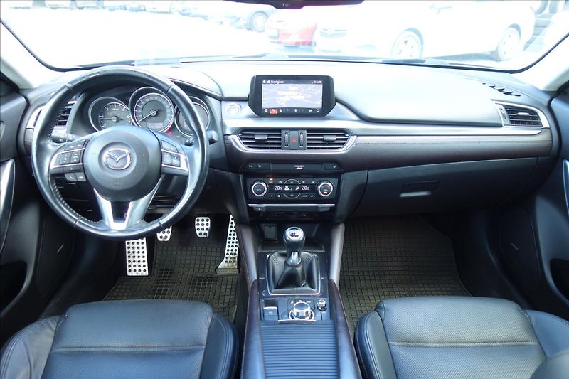 Mazda 6 2,2 D 129KW, SERV.KN., REVO. - fotka 19 z 39