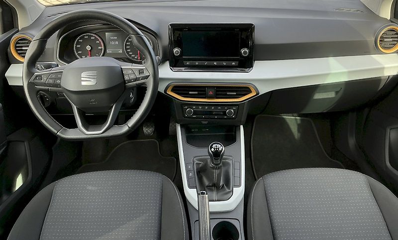 Seat Arona (2023) 1.0 TSI Style - fotka 5 z 26