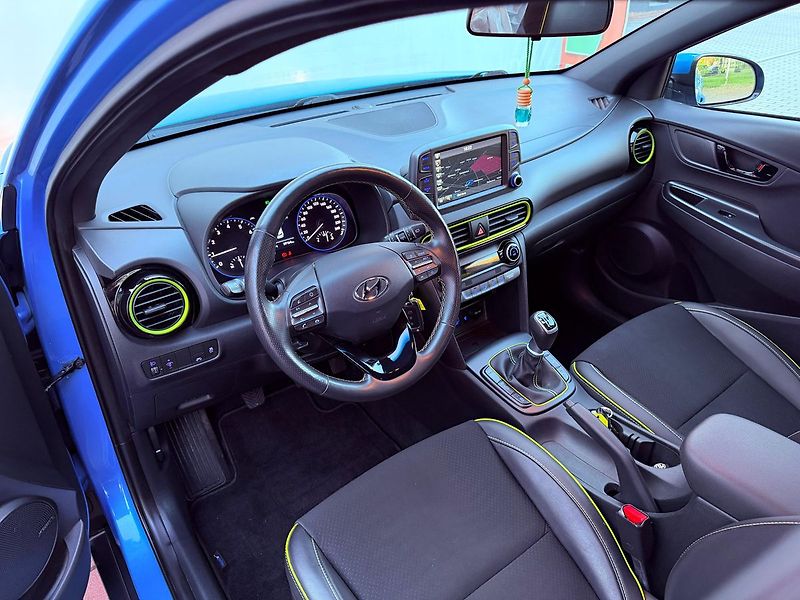 Hyundai Kona 1.0 T-GDi Style, 1.Maj, Servis - fotka 15 z 28
