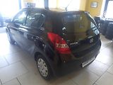 Hyundai i20 1.2 I KLIMA 57KW - náhled 4