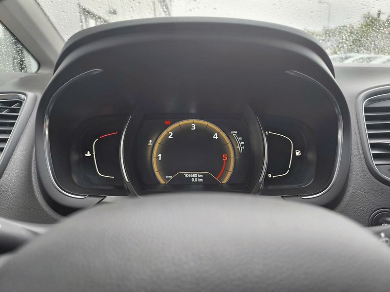 Renault Scénic (2017) Zen 1.5dCi 110k - fotka 6 z 6
