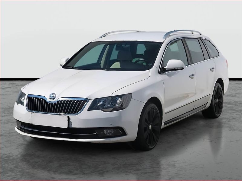Škoda Superb (2014) Elegance 2.0 TDI, Automat - fotka 2 z 16