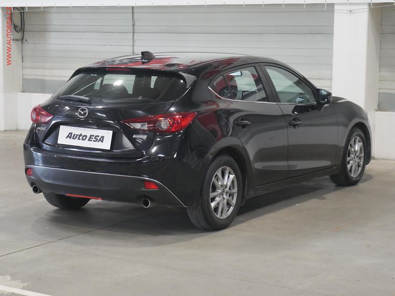 Mazda 3 (2014) 2.0 i, ČR, Navi, xenon - fotka 4 z 18