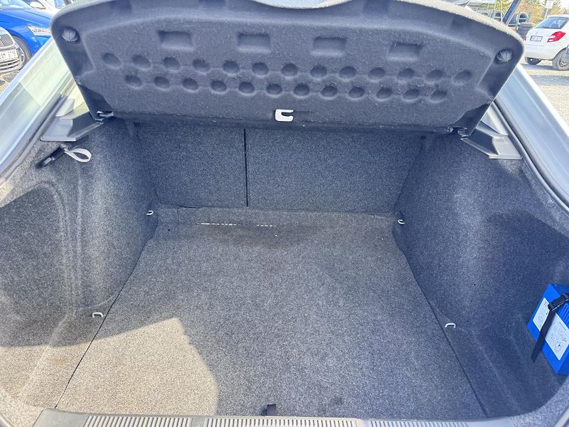 Škoda Octavia II 1.6 TDI,2009,1.Majitel,ČR - fotka 15 z 18