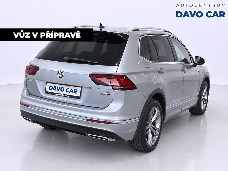 Volkswagen Tiguan 2,0 TDI 140kW 4M DSG R-Line CZ - fotka 5 z 12