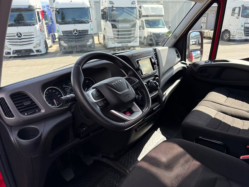 Iveco Daily 35S18 12 palet EURO 6 - fotka 12 z 20