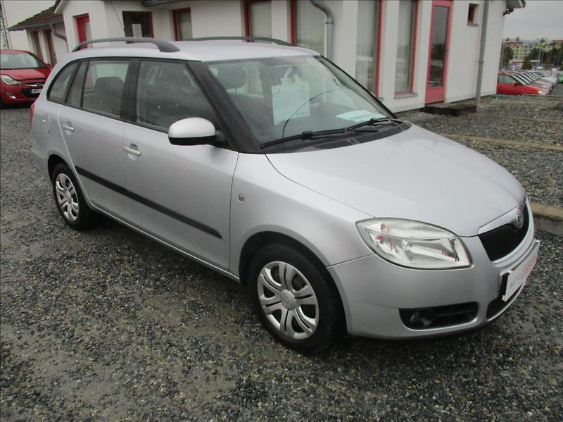 Škoda Fabia 1,2 i, digiklima, serviska, - fotografie inzerátu