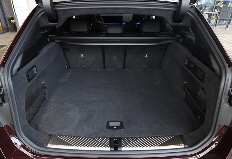 BMW M5 Touring - fotka 8 z 19