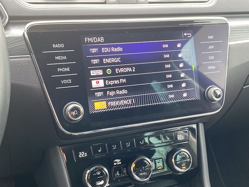 Škoda Superb (2022) Combi 2.0 TDI DSG Style - fotka 13 z 37