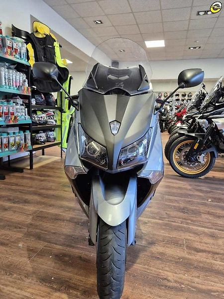 Yamaha T-Max 530 (2012) - fotka 9 z 21