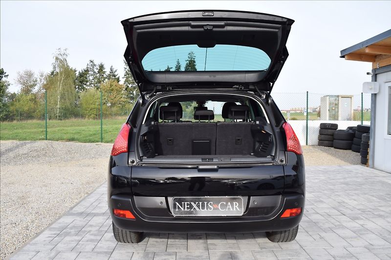 Peugeot 3008 1,6 i 88KW ALU NAVI PANORAMA - fotka 13 z 50