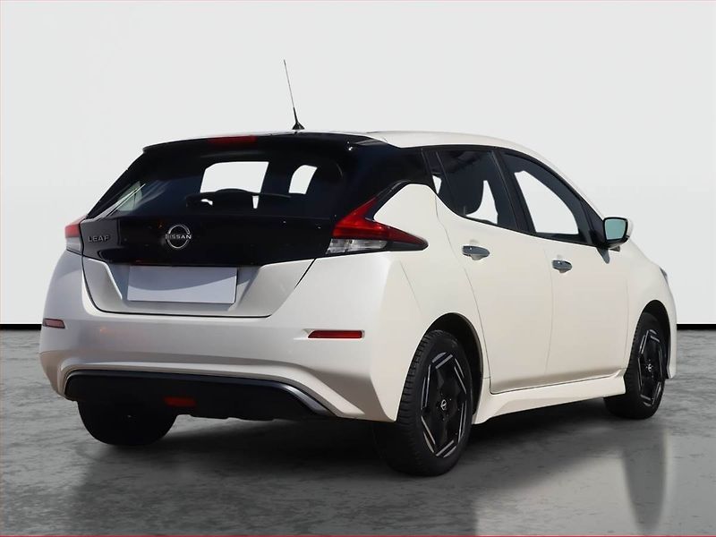 Nissan Leaf (2022) 40 kWh, SoH 93%, Automat - fotka 5 z 17
