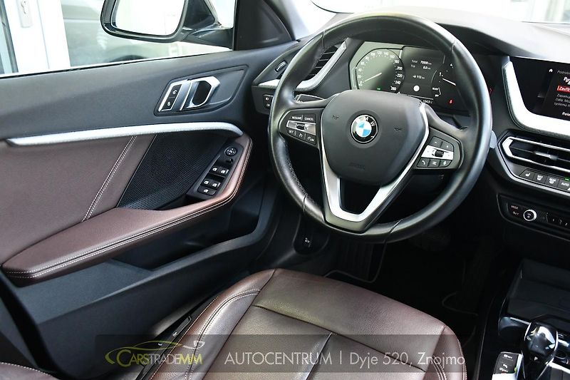 BMW Řada 2 218d ČR 1.MAJ - fotka 22 z 47