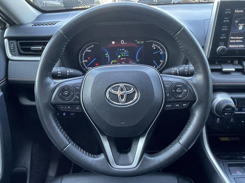 Toyota RAV4 ADVENTURE 4x4 2.5 Hyb. 163 kW - fotka 11 z 31