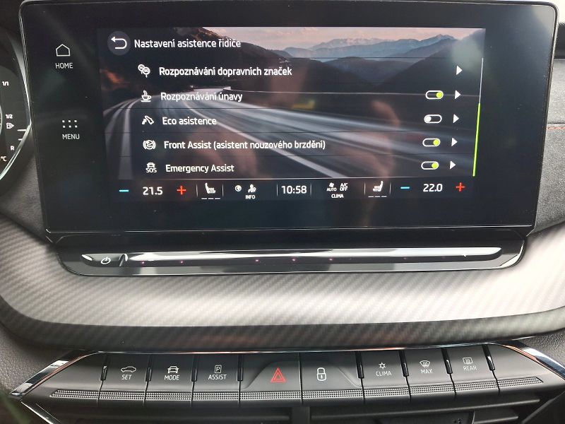 Škoda Octavia (2021) RS DSG 2,0TDi 147kW - fotka 25 z 34