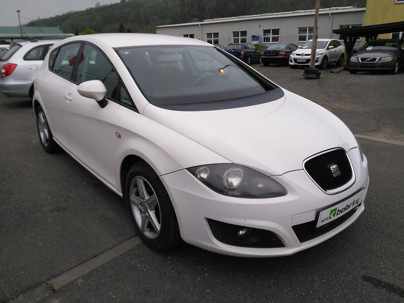 Seat Leon 1,6 TDI - fotka 2 z 29