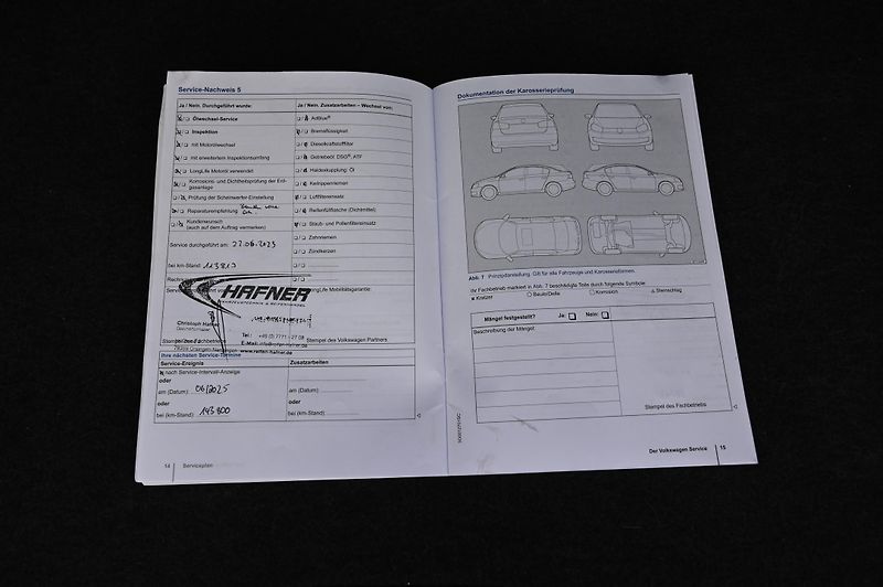 Volkswagen Golf 1.2TSI 81KW BMT rezervace - fotka 39 z 46