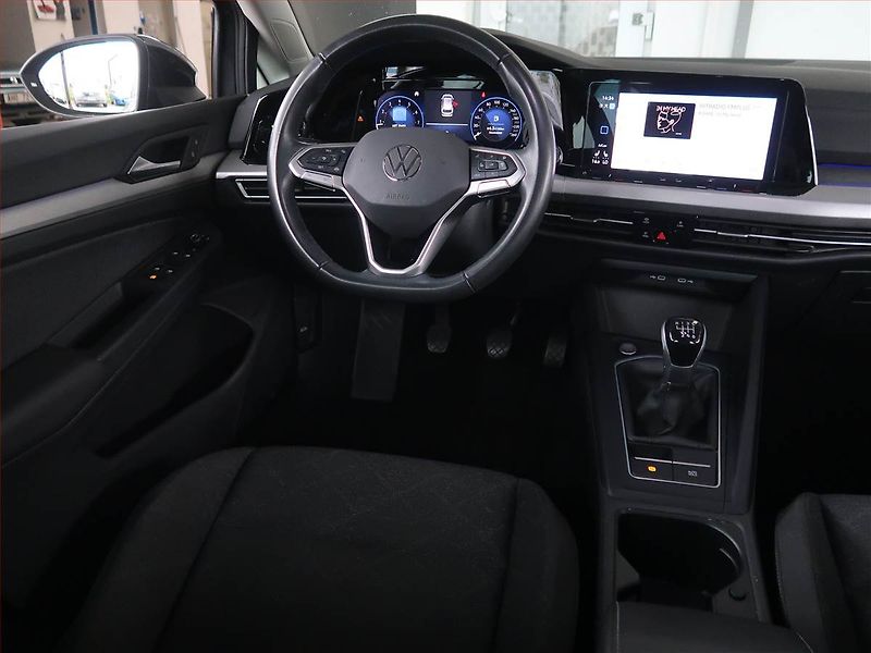 Volkswagen Golf (2023) Life 1.5 TSI, ČR,1.maj - fotka 7 z 18
