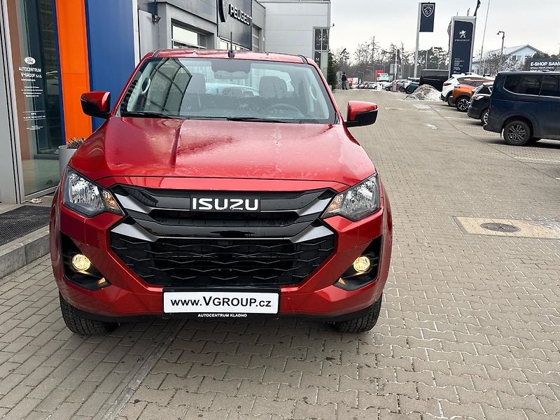 Isuzu D-Max (2026) 1.9 D Double Cab LS 4WD AT - fotka 10 z 30