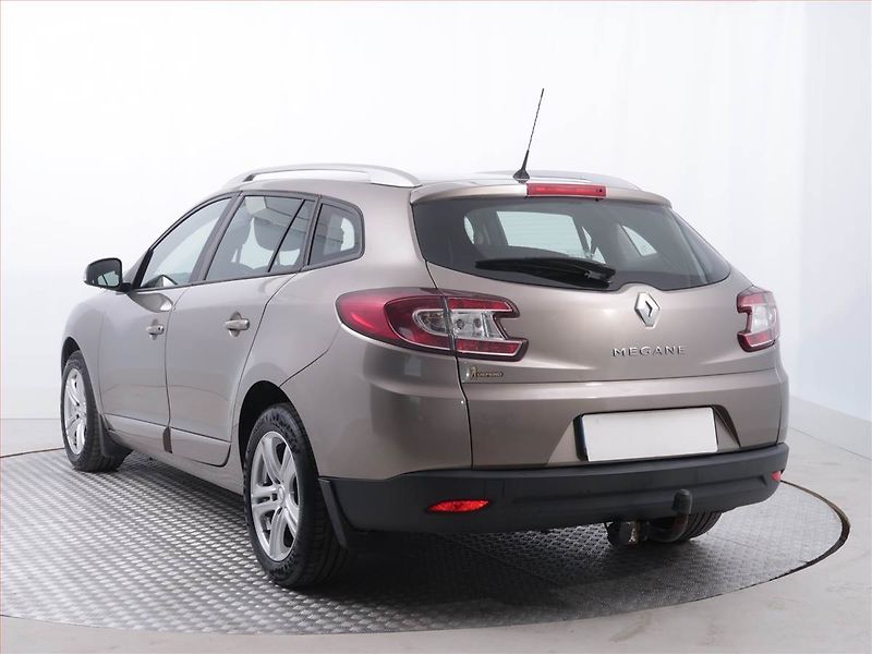 Renault Mégane (2013) 1.6 16V, ČR,1.maj, Serv.kniha - fotka 4 z 16