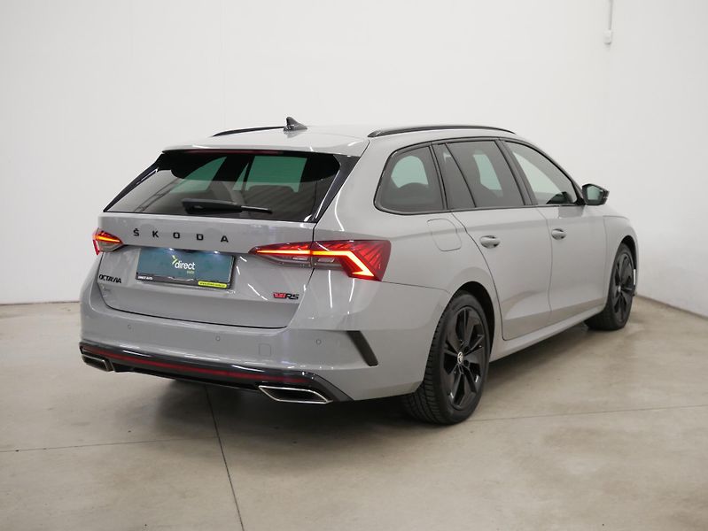 Škoda Octavia - fotka 2 z 36