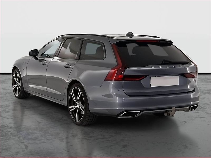 Volvo V90 (2019) T8 Twin Engine AWD - fotka 4 z 25