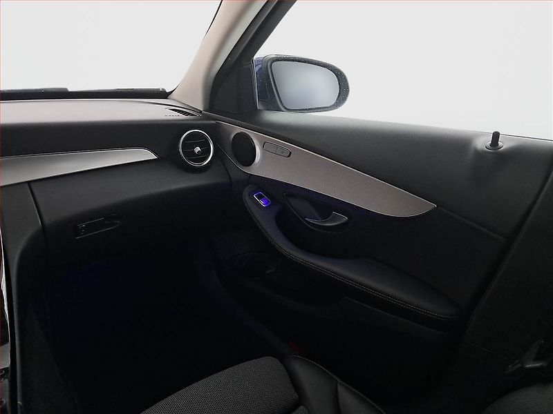 Mercedes-Benz Třídy C (2020) C 180, Automat, Serv.kniha - fotka 8 z 21