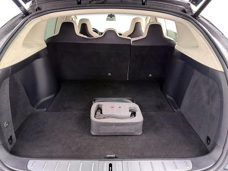 Tesla Model X 100D AWD 386kW FSD3 TZ SOH 88% - fotka 12 z 16