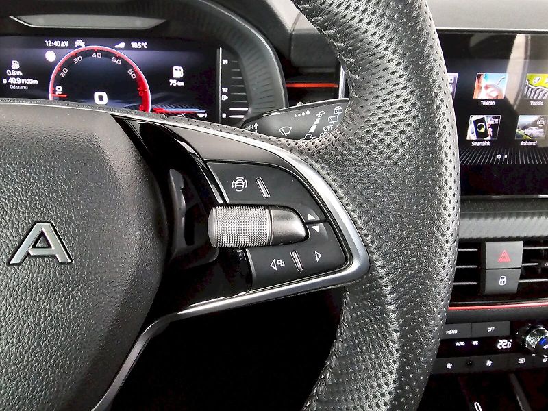 Škoda Scala (2025) 1.5TSI 110kW Monte Carlo TAŽNÉ - fotka 22 z 32